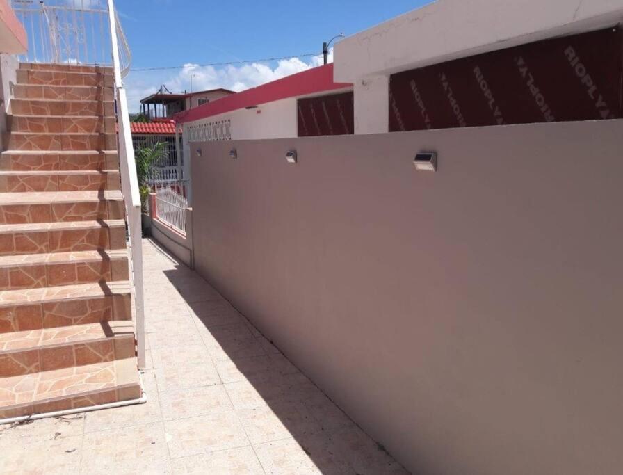 Cozy Cute Home 2Nd Floor Pay At The Property And We Have Many Method Of Payments Just Ask Us فاجاردو المظهر الخارجي الصورة