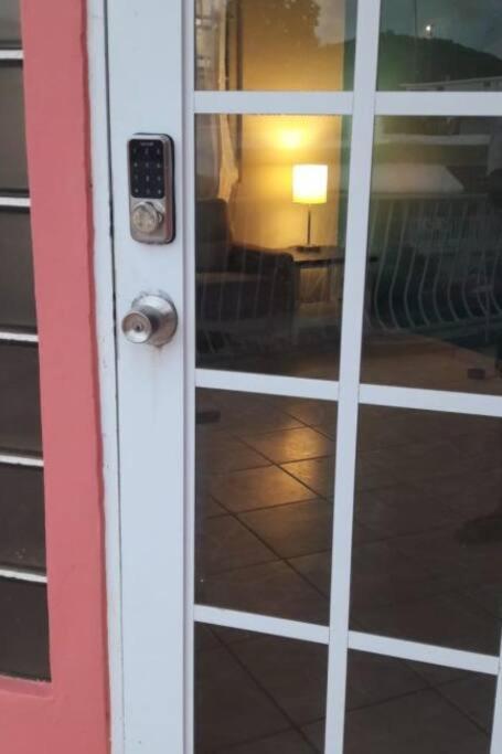 Cozy Cute Home 2Nd Floor Pay At The Property And We Have Many Method Of Payments Just Ask Us فاجاردو المظهر الخارجي الصورة